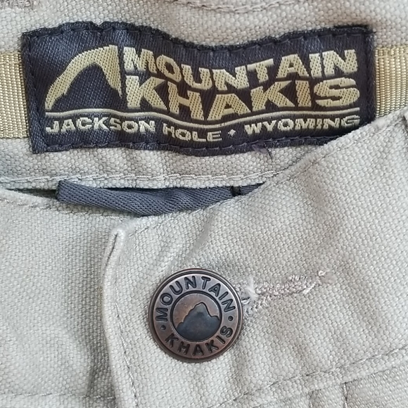 MK Alpine Utility Shorts - Picture 4 of 7